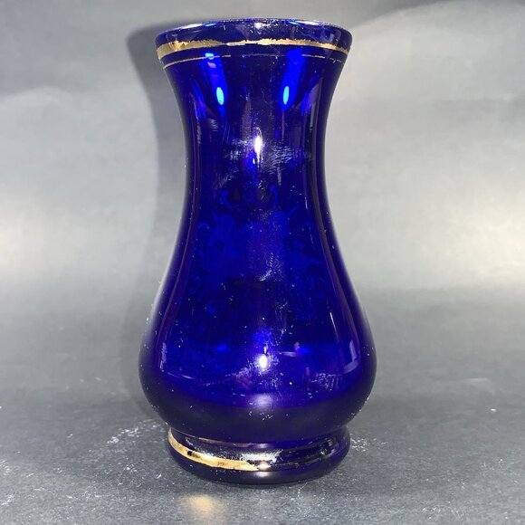 Vintage 3.5” Cobalt Blue Glass Bud Vase Raised Hand‑Painted Flowers Czech Rep. - Picture 3 of 7